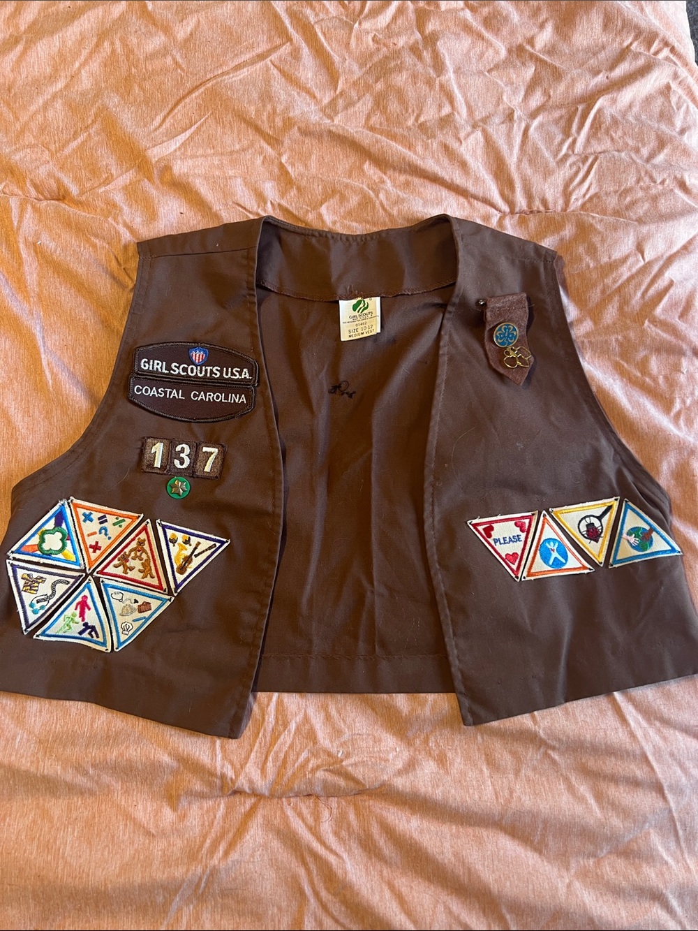 Girl Scouts Vintage 93’-94’ Vest w Patches and Pins